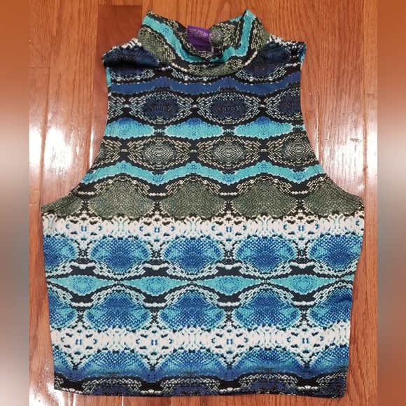 Hot Gal Tops - Blue Snakeskin Sleeveless Top Sz Medium